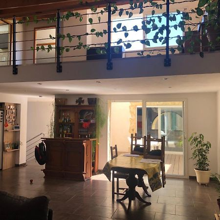 Maison De Village Avec Patio Bessan Εξωτερικό φωτογραφία